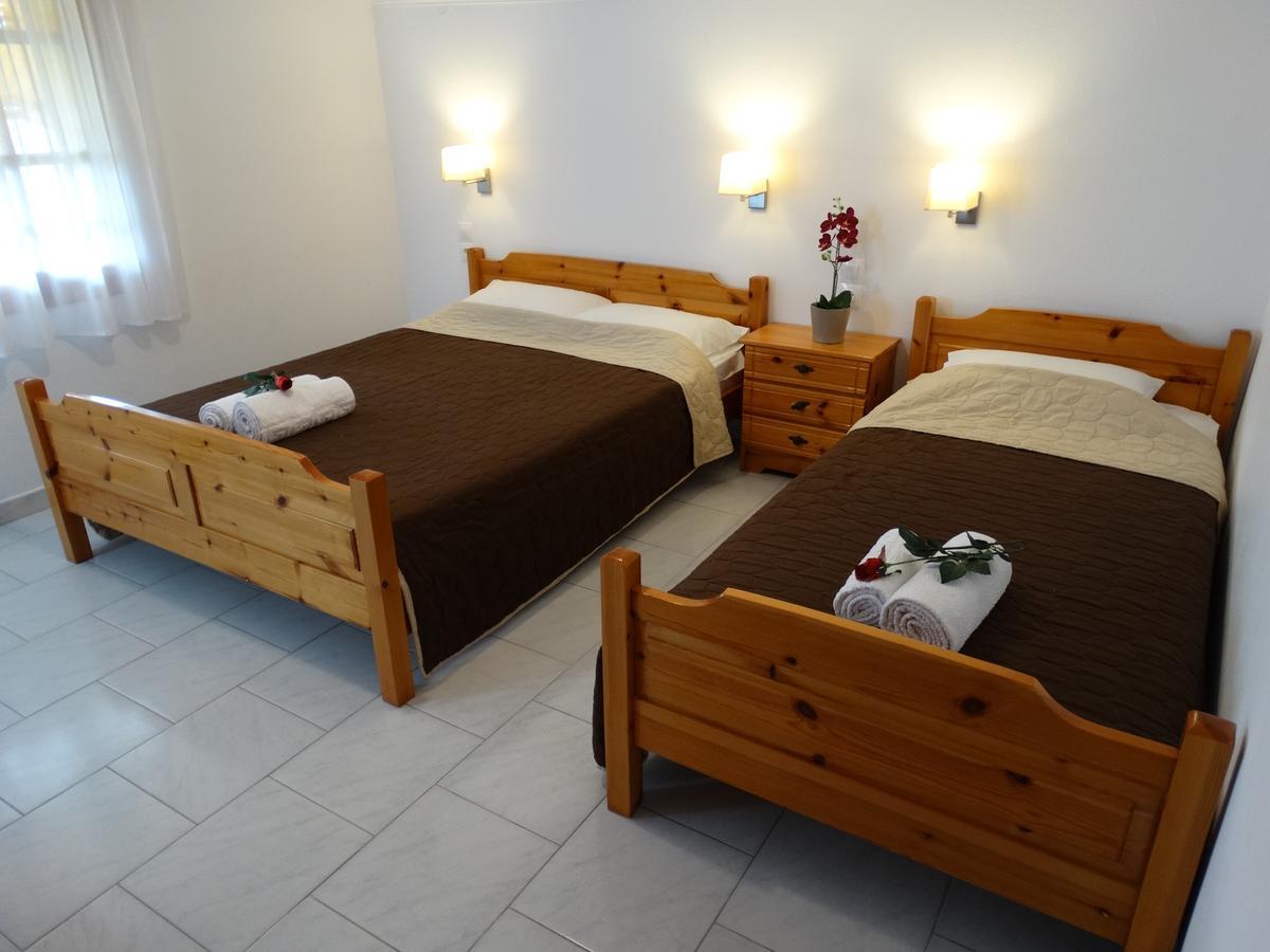 Christakos Apartments Vrasná Eksteriør bilde