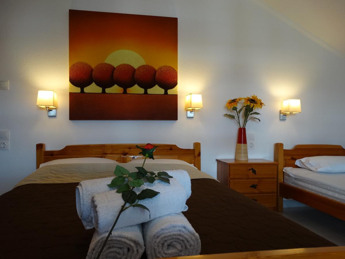 Christakos Apartments Vrasná Eksteriør bilde